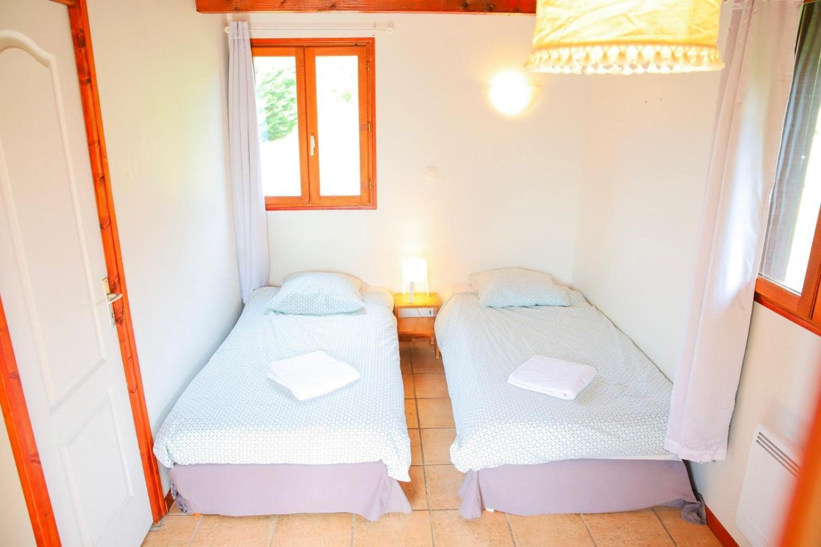 Les Cabanes Parisiennes - Chalets 1H30 From Paris - 62P Sainte-Geneviève-des-Bois Exteriér fotografie